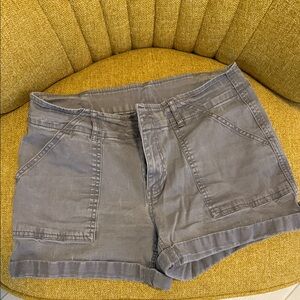 Magellan Outdoors Women's Gray Cargo Shorts